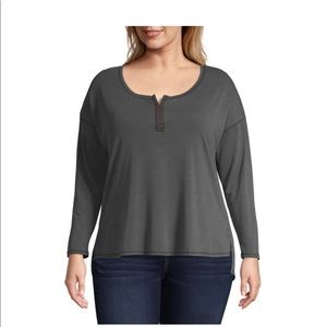 NWT Arizona Long-sleeved Top